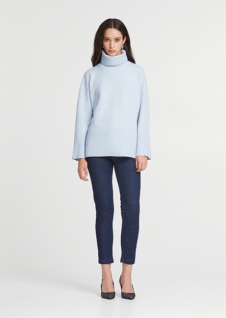 Turtleneck sweater with stones