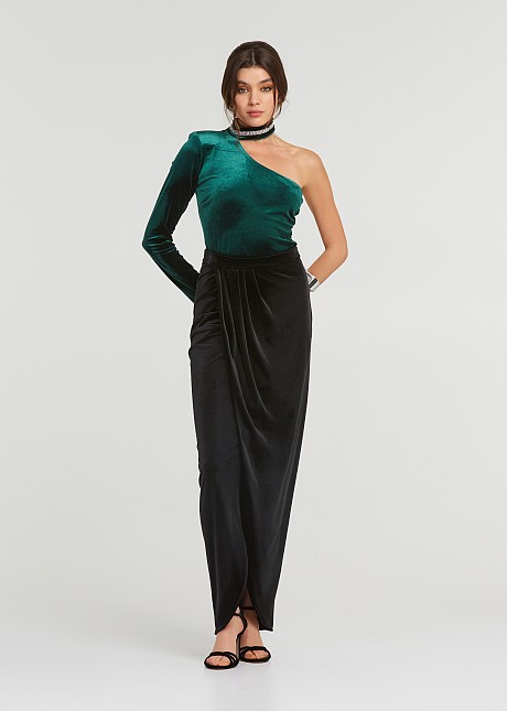 One- shoulder top in velvet look