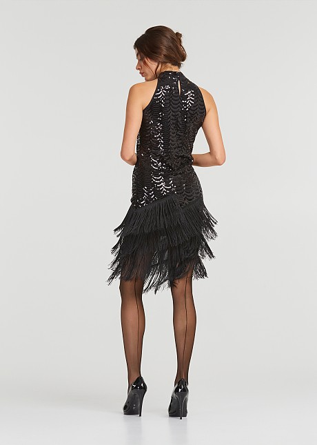 Dress with sequins and fringes