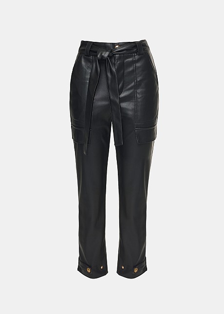 Gargo pants in leather look