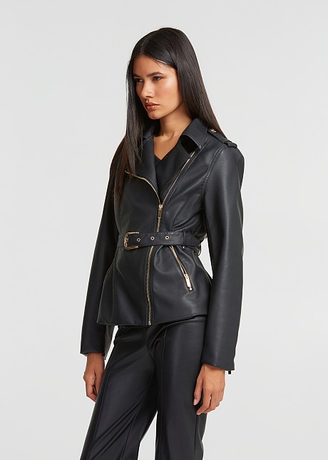 Jacket in leather look