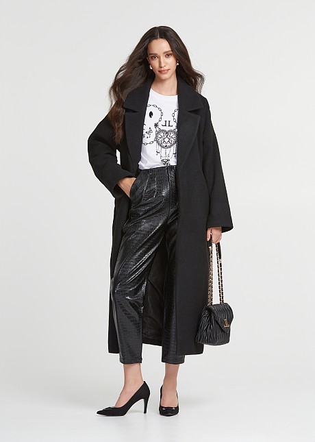 Long coat with detachable belt