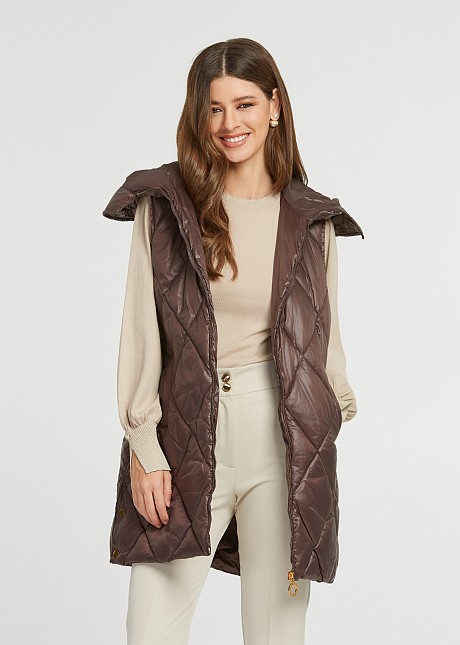 Sleeveless quilted puffer