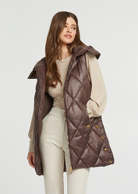 Sleeveless quilted puffer