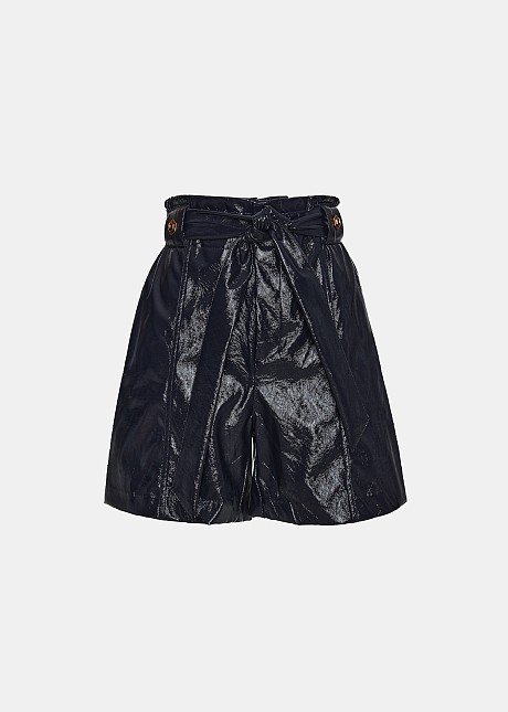 Highwaisted vinyl shorts