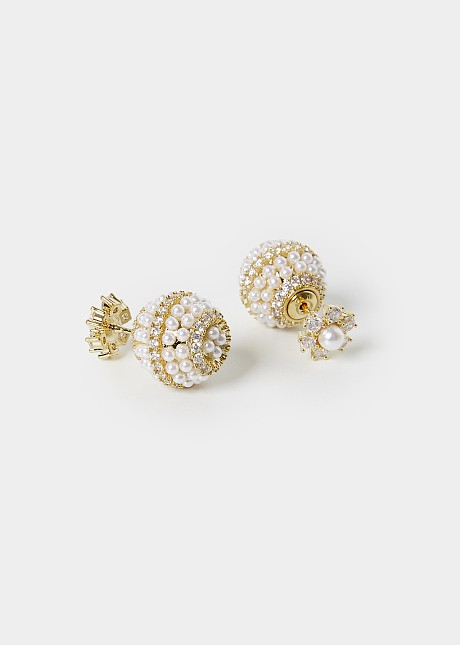 Tiny faux pearls stud earrings