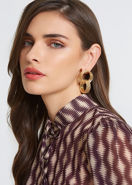 Circle drop earrings