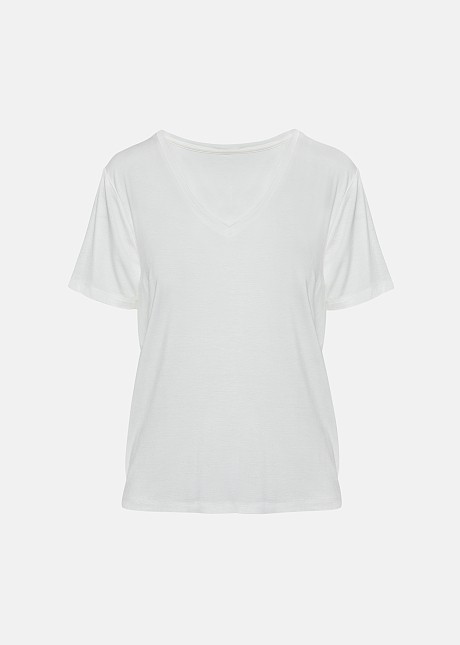 T-shirt with V neckline