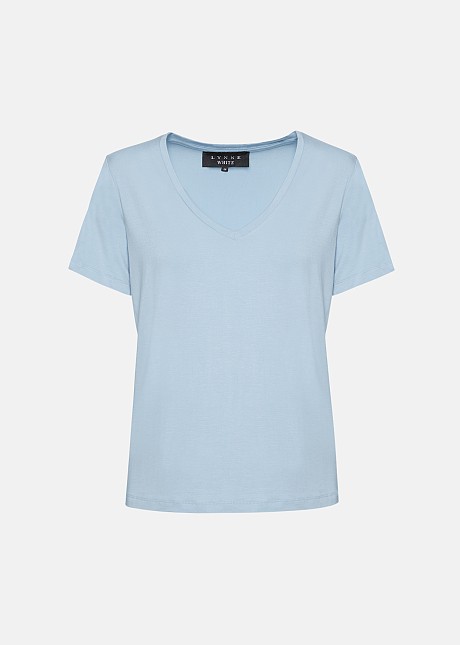 T-shirt with V neckline