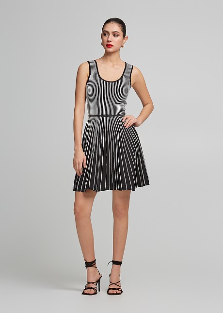  Mini cloche dress in stripes