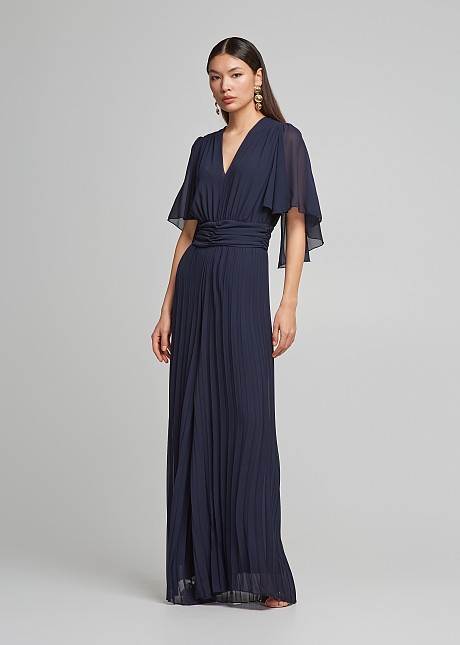 Pleated jumpsuit in 3/4 sleeves