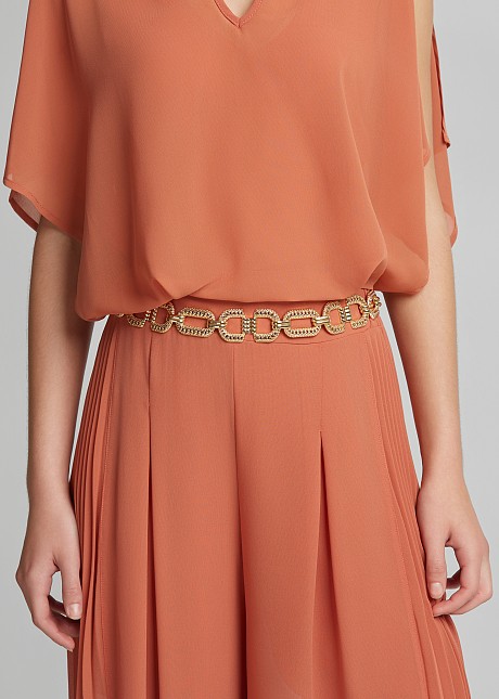Metal chain belt in a gold finish | LYNNE