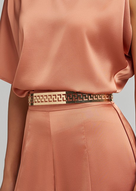 green emerald velvet dress XZQTIVE Metal Waist Belt Women Shiny Polished Mirror Gold Chain Belts  Metallic Waistband Adjustable Body Link Dress Belts (Gold, 1.57'' Width) at  Amazon Women's Clothing store main image 0