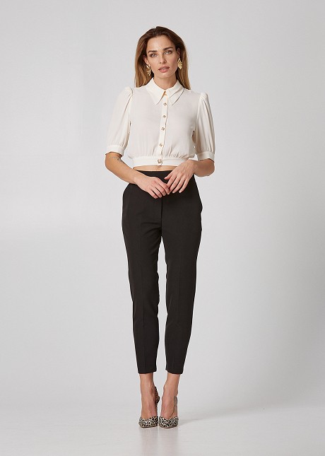 Cropped shirt with double collar