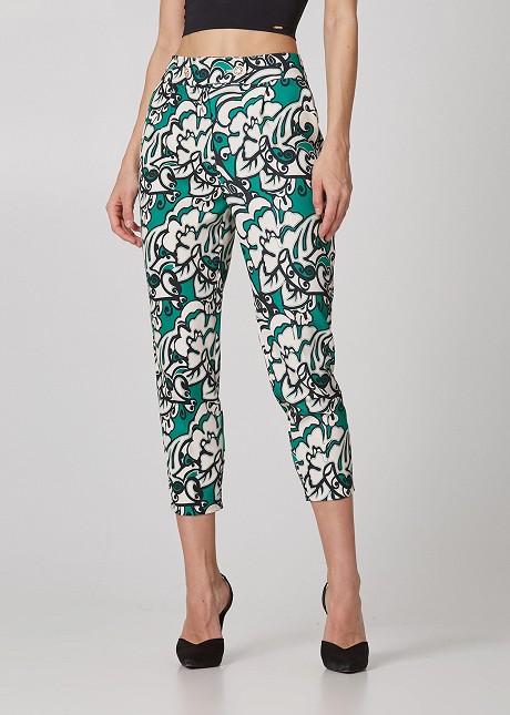Printed trousers with detailed buttons
