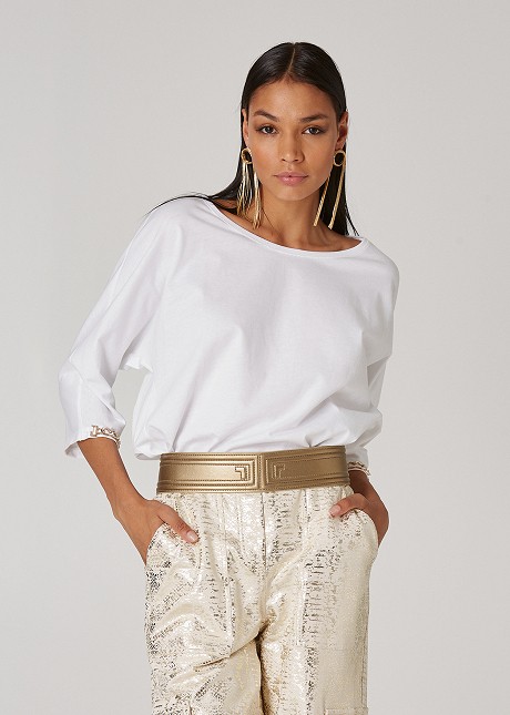 Blouse with decorative chains on the sleeves
