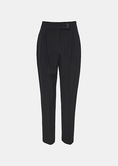 Chiinos trousers with pleats