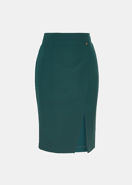 Pencil skirt with split at the front