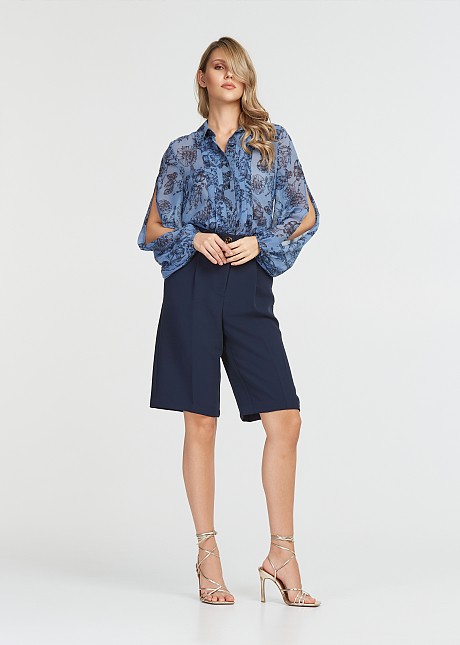 Printed blouse with pleats