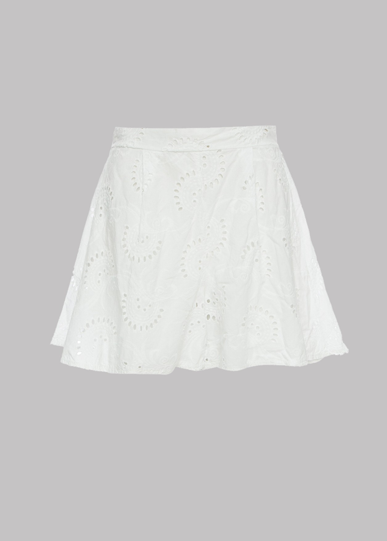 Broderie shorts