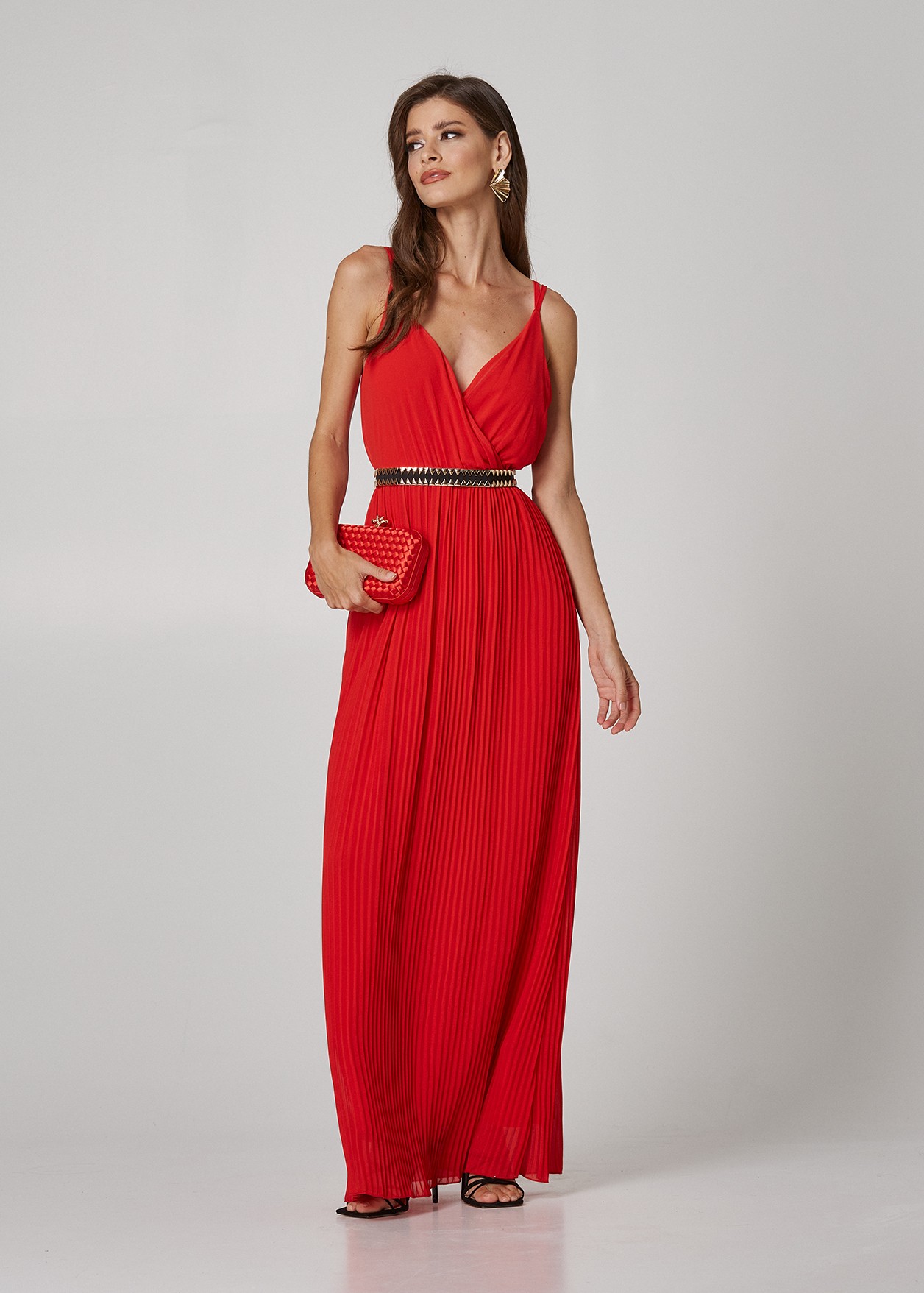 Maxi pleated dress with straps