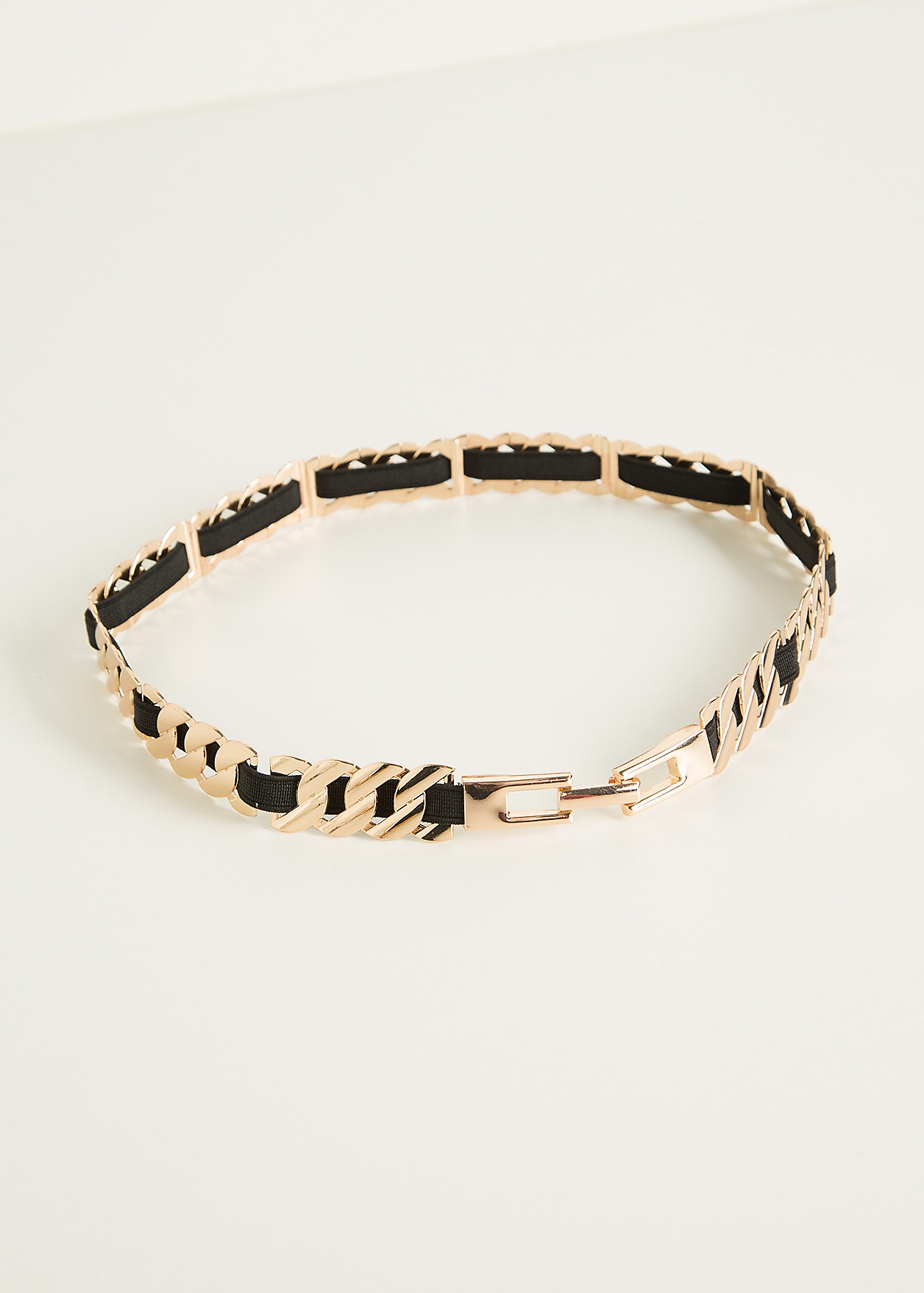 Elastic belt with metal chain details