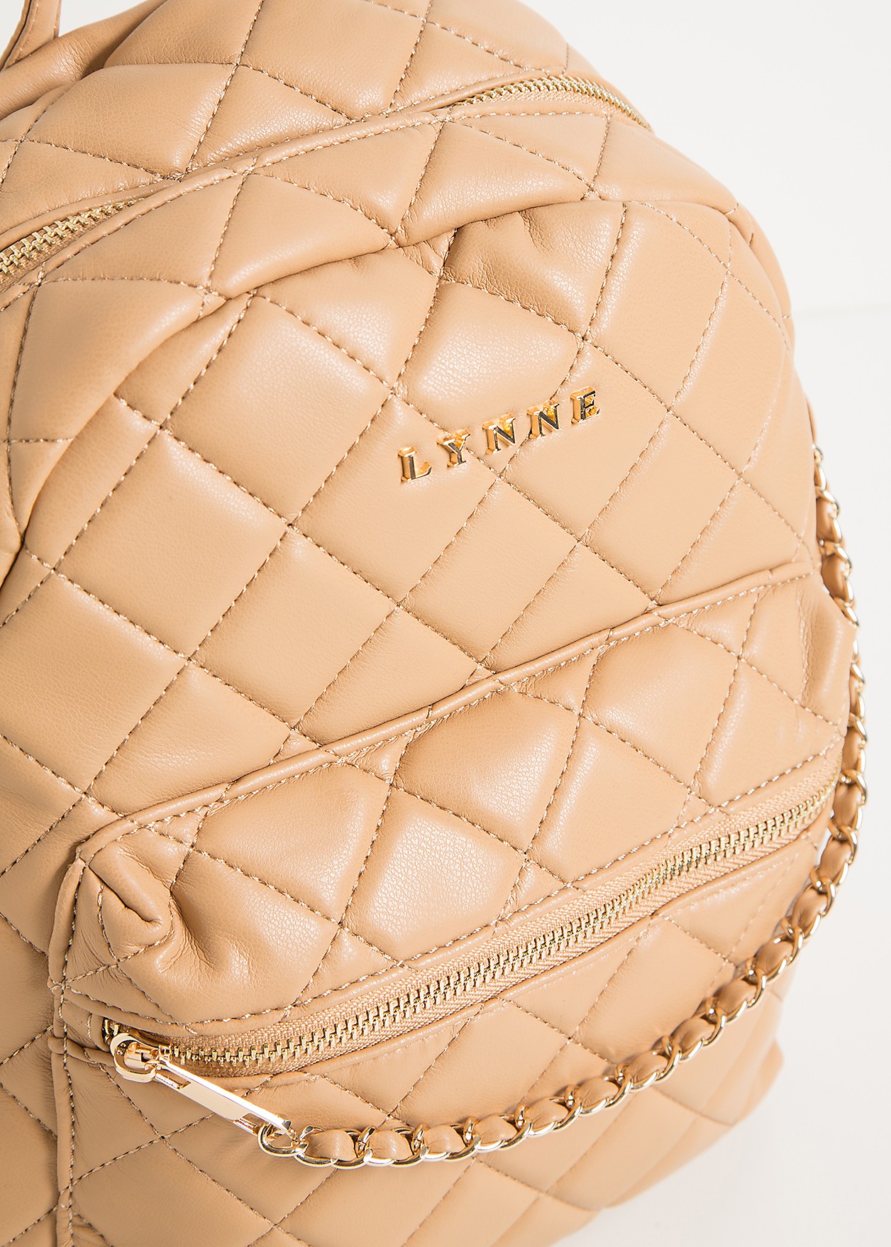 Backpack bag quilted look