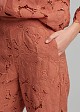 Παντελόνι από broderie δαντέλα