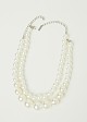 Necklace with pearls